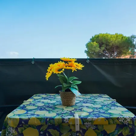 La Finestra Sul Mare *